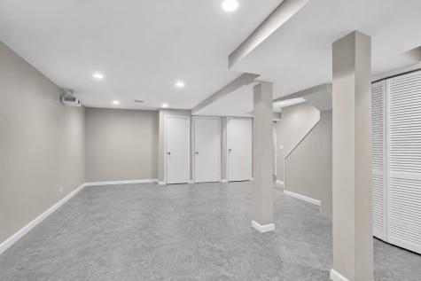 341 73rd Street North Bergen NJ 07047