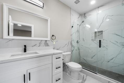 331 74th Street North Bergen NJ 07047