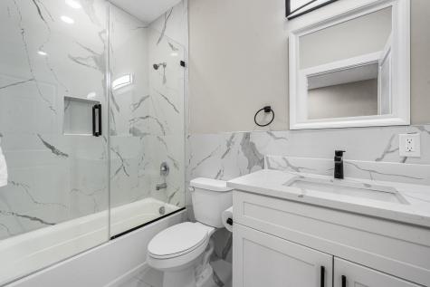 331 74th Street North Bergen NJ 07047