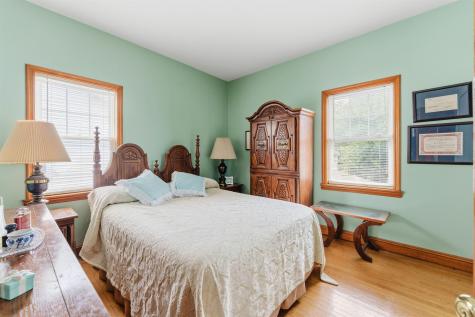 17 77th Street North Bergen NJ 07047