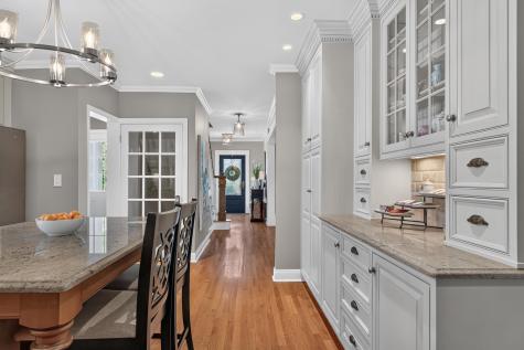 2 Howard Place Bayonne NJ 07002