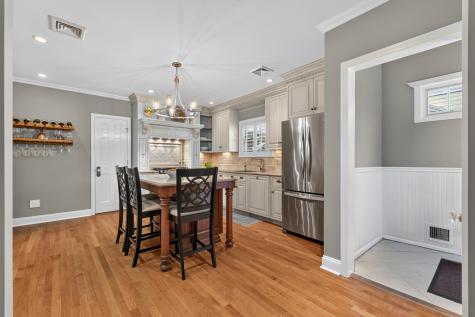 2 Howard Place Bayonne NJ 07002