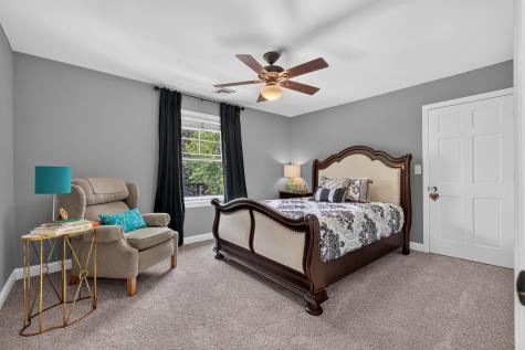 2 Howard Place Bayonne NJ 07002