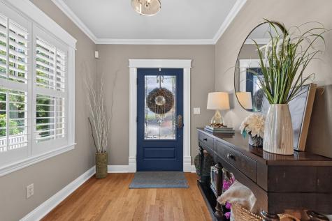 2 Howard Place Bayonne NJ 07002