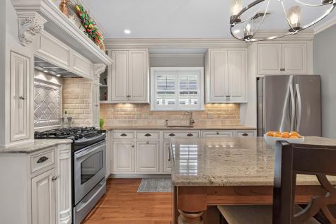 2 Howard Place Bayonne NJ 07002