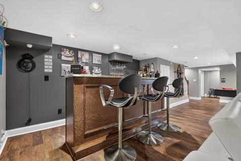 2 Howard Place Bayonne NJ 07002