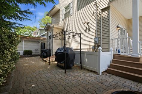2 Howard Place Bayonne NJ 07002