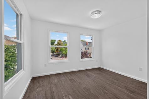 138 Avenue C Bayonne NJ 07002