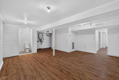 138 Avenue C Bayonne NJ 07002