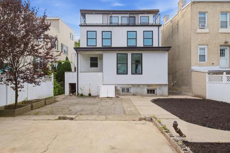 138 Avenue C Bayonne NJ 07002