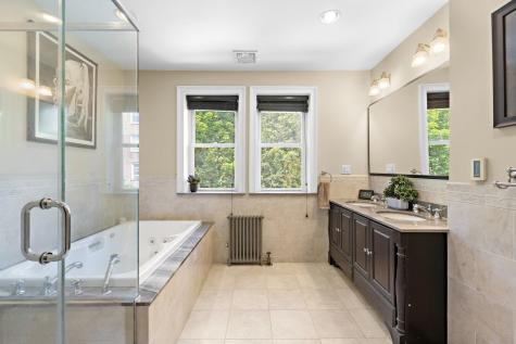 324 78th Street North Bergen NJ 07047