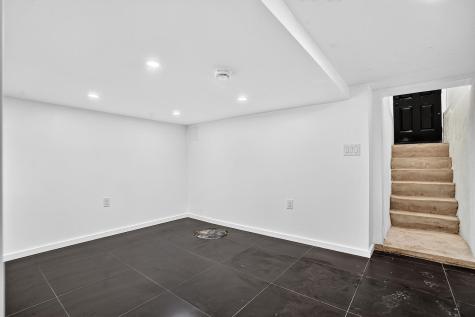 524 34th Street Union City NJ 07087
