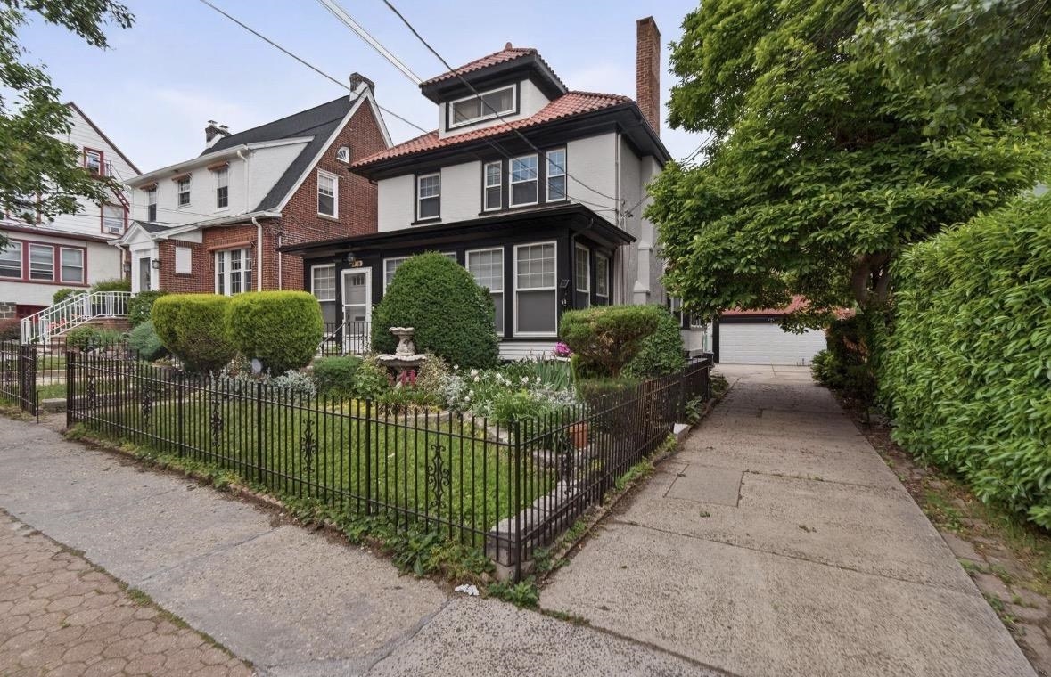 20 75th Street North Bergen NJ 07047