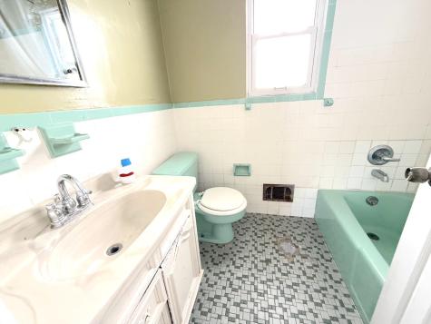 1437 Gehr Place North Bergen NJ 07407