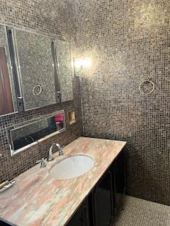 271 Danforth Avenue Jersey City NJ 07305