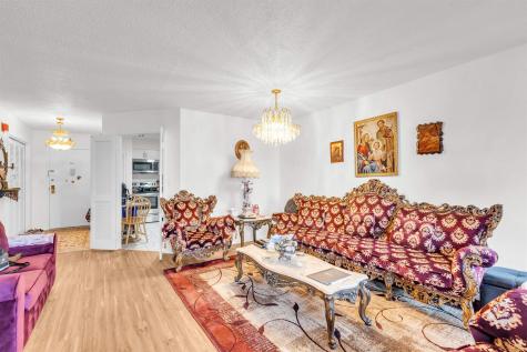 2508 Harmon Cove Tower Secaucus NJ 07094