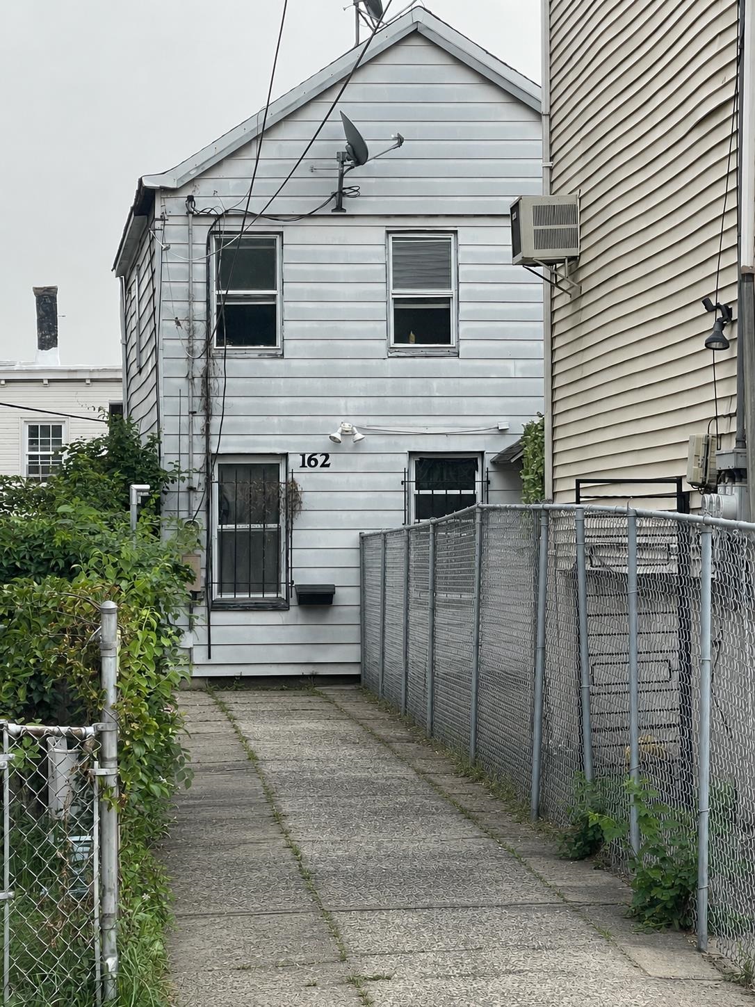 162 Summit Avenue Jersey City NJ 07304