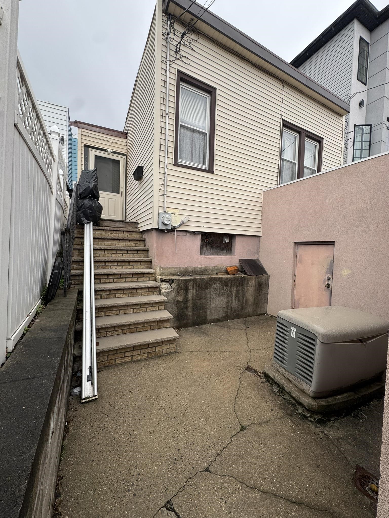 6805 Newkirk Avenue North Bergen NJ 07047