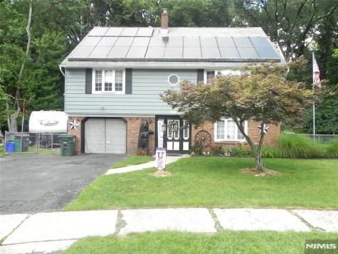 20 Seiler Court Little Ferry NJ 07643