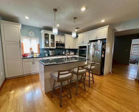 744 3rd Street Lyndhurst NJ 07071