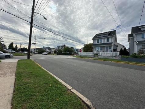 744 3rd Street Lyndhurst NJ 07071