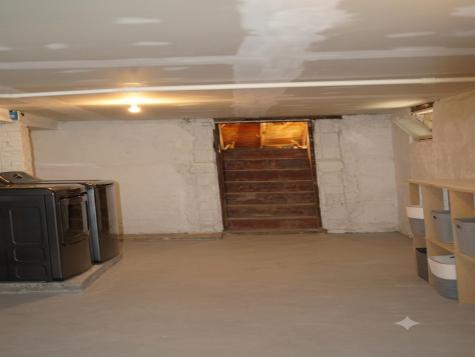 80 West 44th Street Bayonne NJ 07002