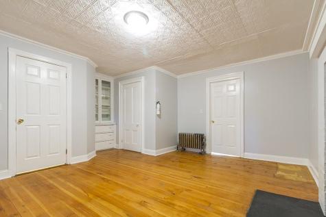 132 Avenue C Bayonne NJ 07002