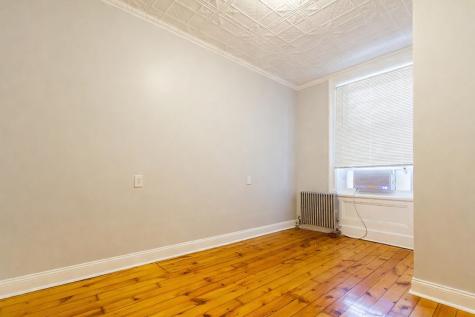 132 Avenue C Bayonne NJ 07002