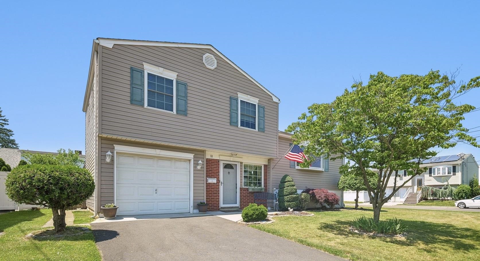 53 Orchard Street Carteret NJ 07008