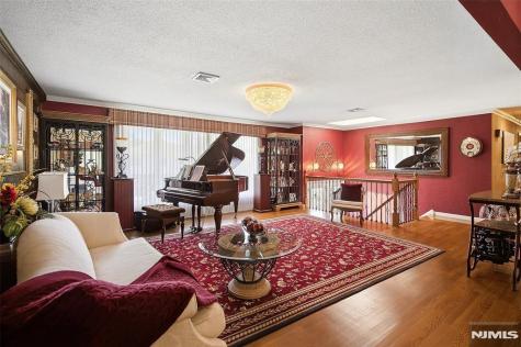 8 Mariani Drive Little Ferry NJ 07643