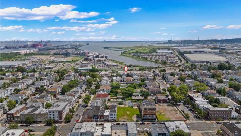 526 Avenue E Bayonne NJ 07002