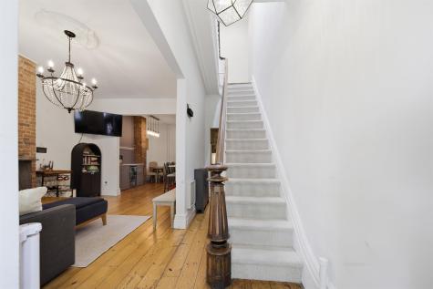 22 Laidlaw Avenue Jersey City NJ 07306