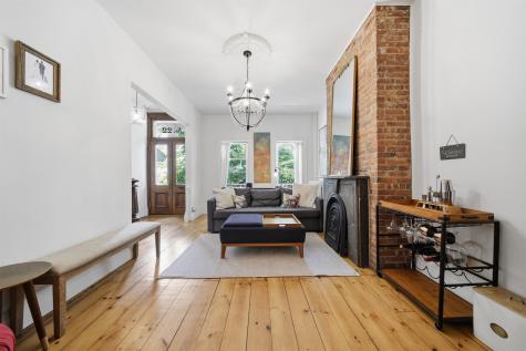 22 Laidlaw Avenue Jersey City NJ 07306