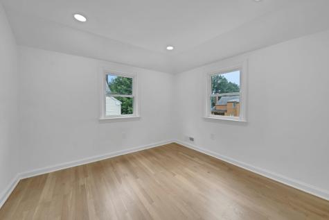 12 Lerome Place Teaneck NJ 07666