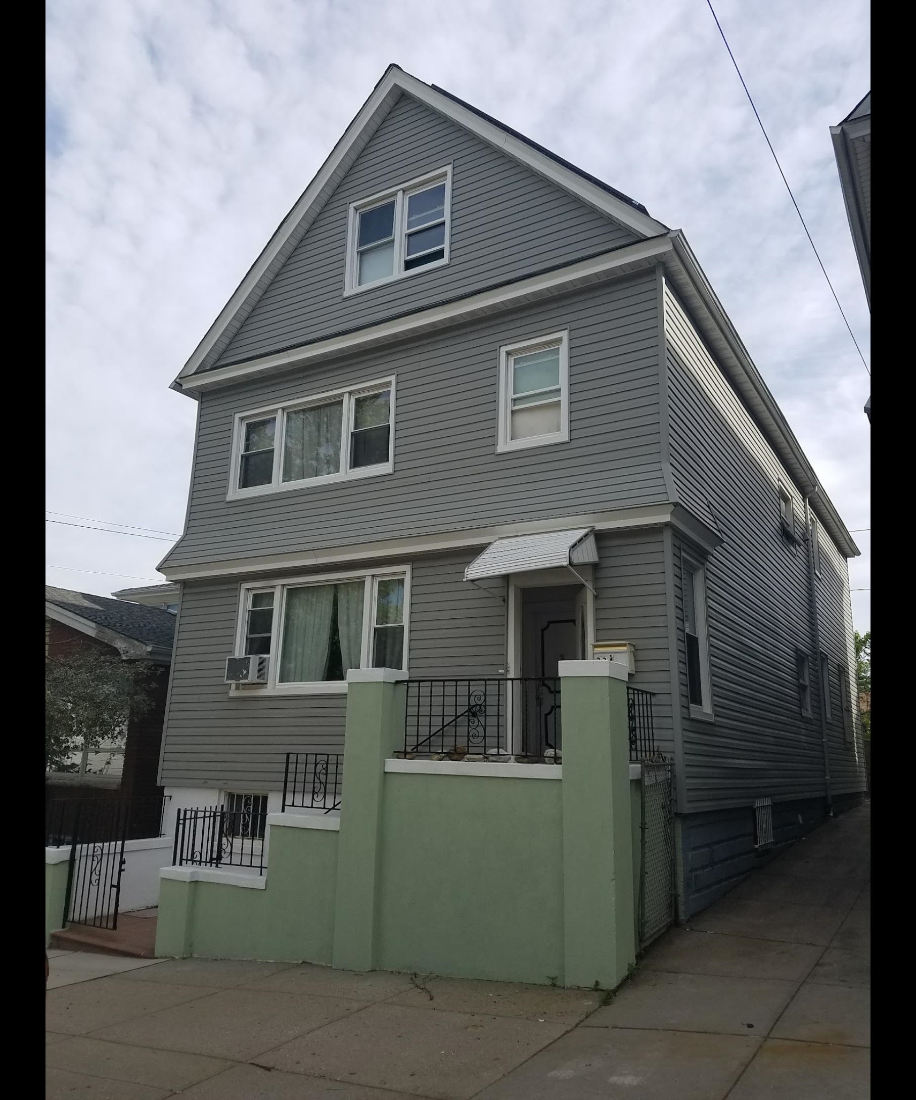334 Stegman Parkway Jersey City NJ 07305