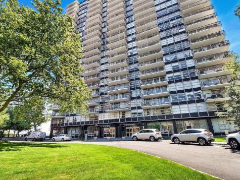 6050 Boulevard East West New York NJ 07093