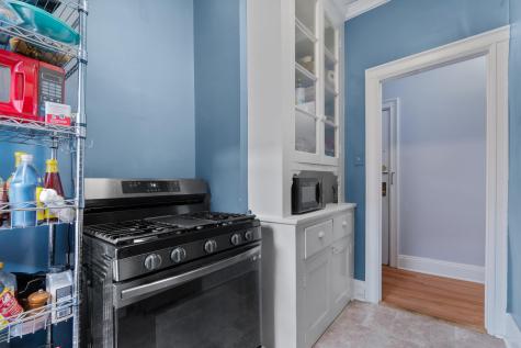 122 West 39th Street Bayonne NJ 07002