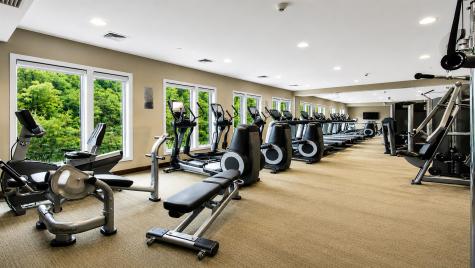 100 Eton Row Weehawken NJ 07086