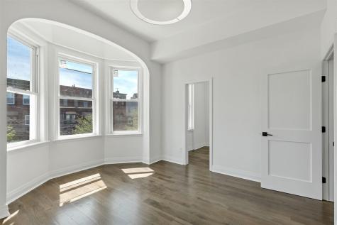 208 Shippen Street Weehawken NJ 07086