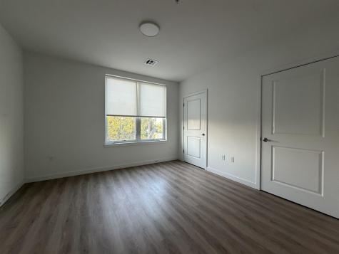 306 Bergen Avenue Jersey City NJ 07305