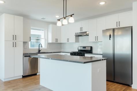 746 Seaport Drive Elizabeth NJ 07201