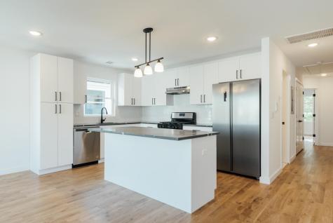 746 Seaport Drive Elizabeth NJ 07201