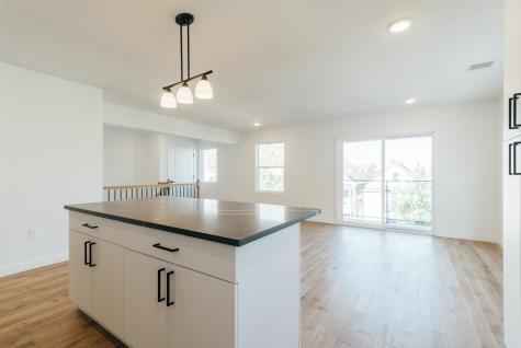 746 Seaport Drive Elizabeth NJ 07201