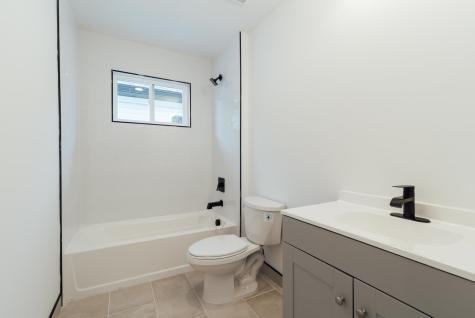 746 Seaport Drive Elizabeth NJ 07201