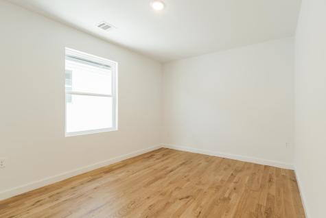 746 Seaport Drive Elizabeth NJ 07201