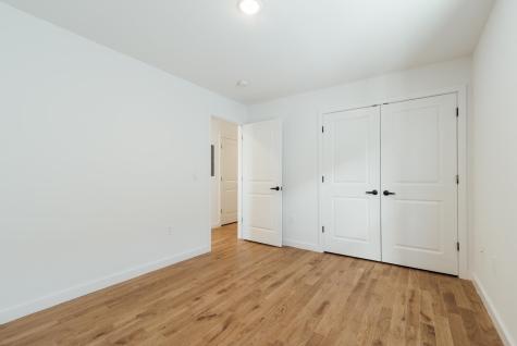 746 Seaport Drive Elizabeth NJ 07201