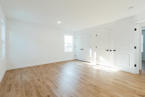 746 Seaport Drive Elizabeth NJ 07201