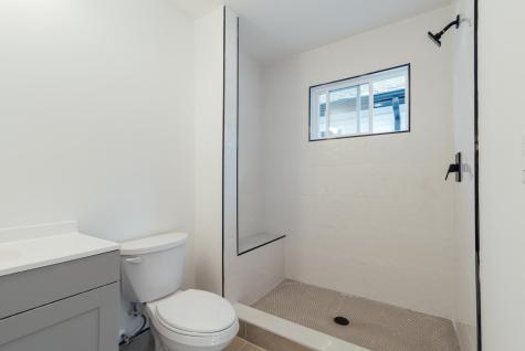 746 Seaport Drive Elizabeth NJ 07201