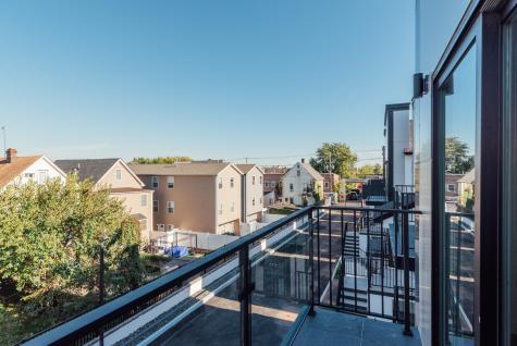 746 Seaport Drive Elizabeth NJ 07201