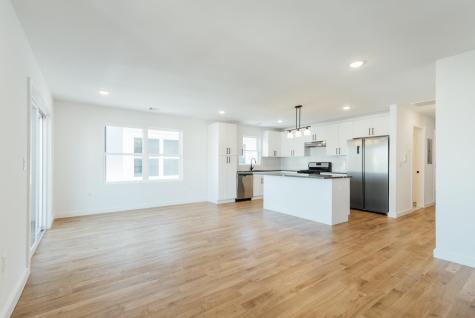 746 Seaport Drive Elizabeth NJ 07201